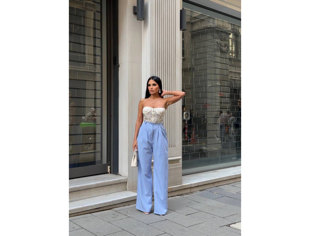 Palazzo Yanlar Düğme Detaylı Salaş Double Kumaş Pantolon Bebe Mavisi Palazzo Yanlar Düğme Detaylı Salaş Double Kumaş Pantolon Bebe Mavisi