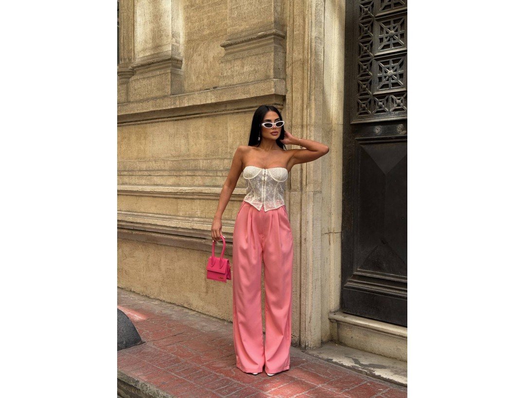 Palazzo Yanlar Düğme Detaylı Salaş Double Kumaş Pantolon Pembe Palazzo Yanlar Düğme Detaylı Salaş Double Kumaş Pantolon Pembe